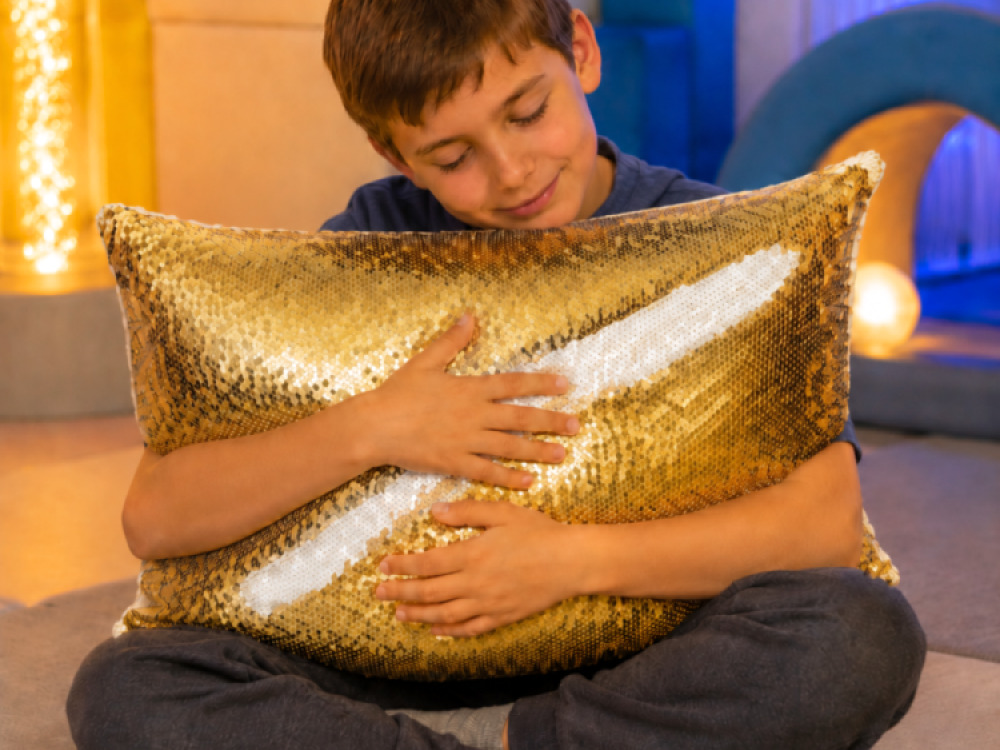 3kg Weighted Cushion- Gold and White