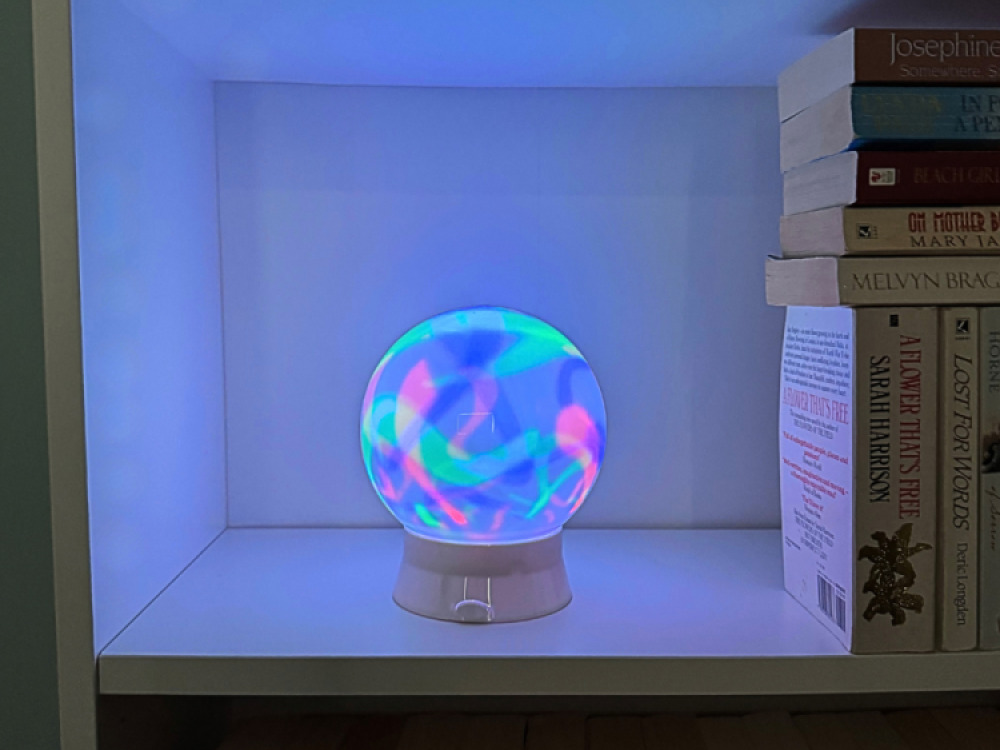 Colour Changing Pattern Sphere