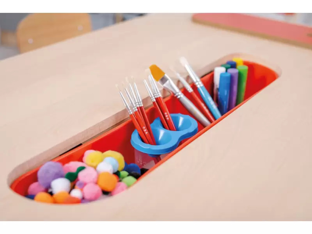 Table with container