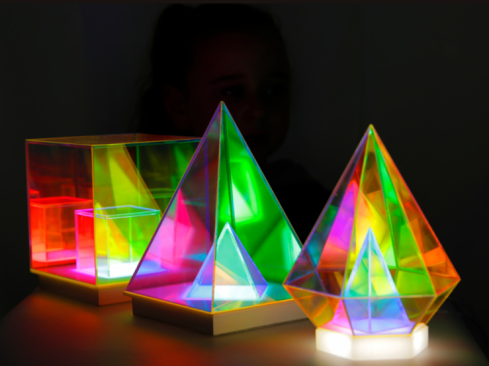 Diamond Prism Light