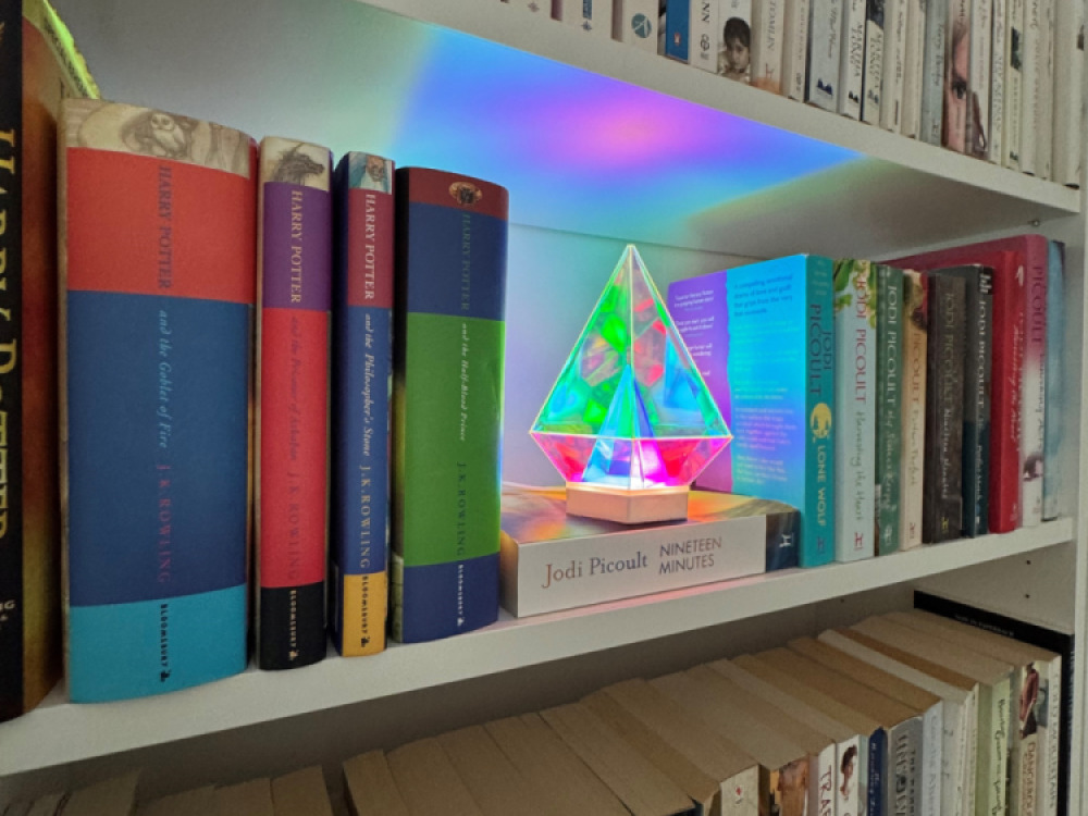 Diamond Prism Light