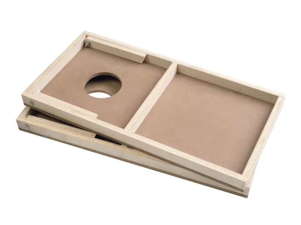 Cornhole. Aiming game