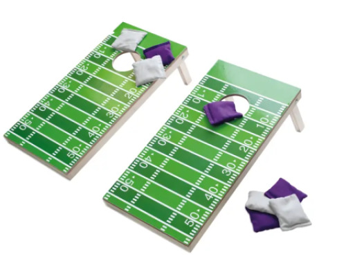 Cornhole. Aiming game