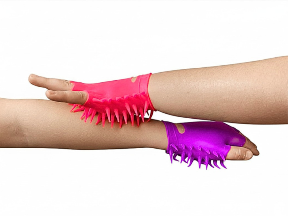 Spikey Glove 4 Pack