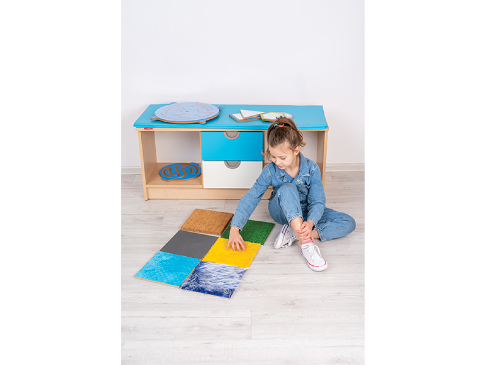 Sensory floor panels
