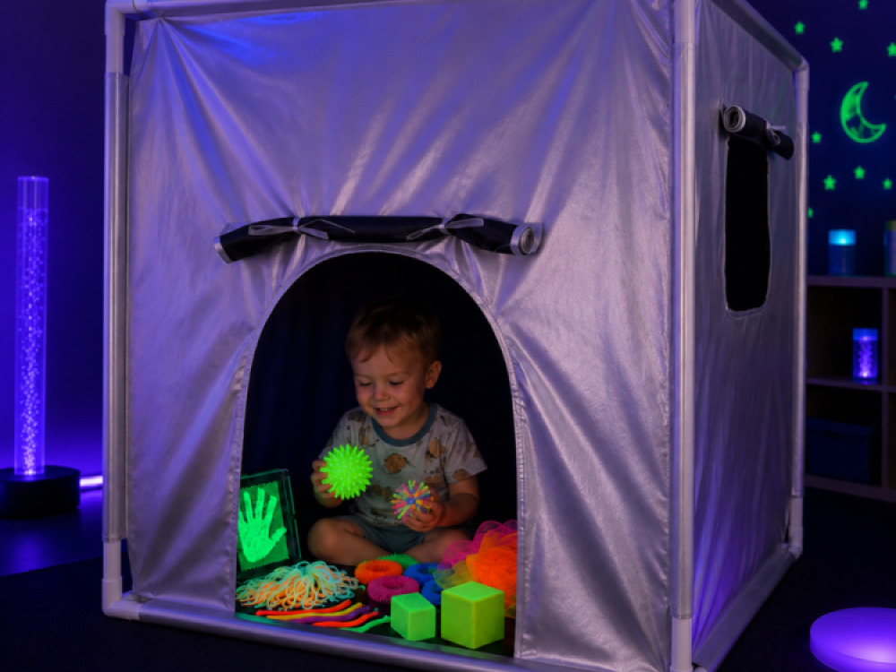 1m x 1m Dark Den Tent