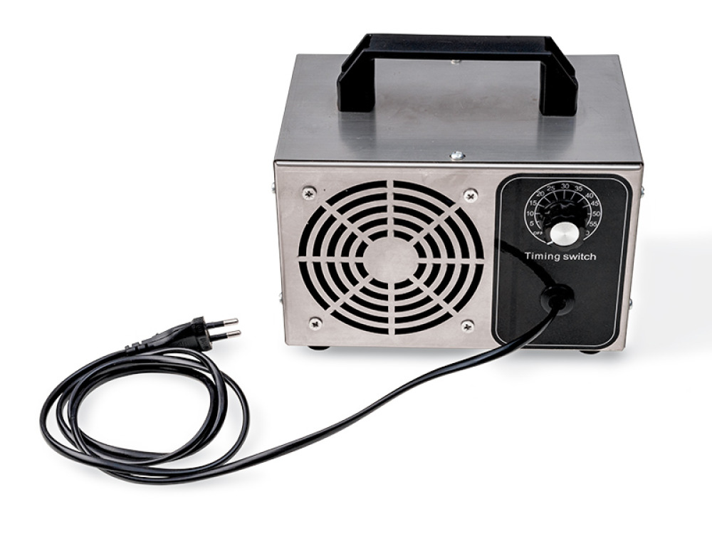Ozone generator