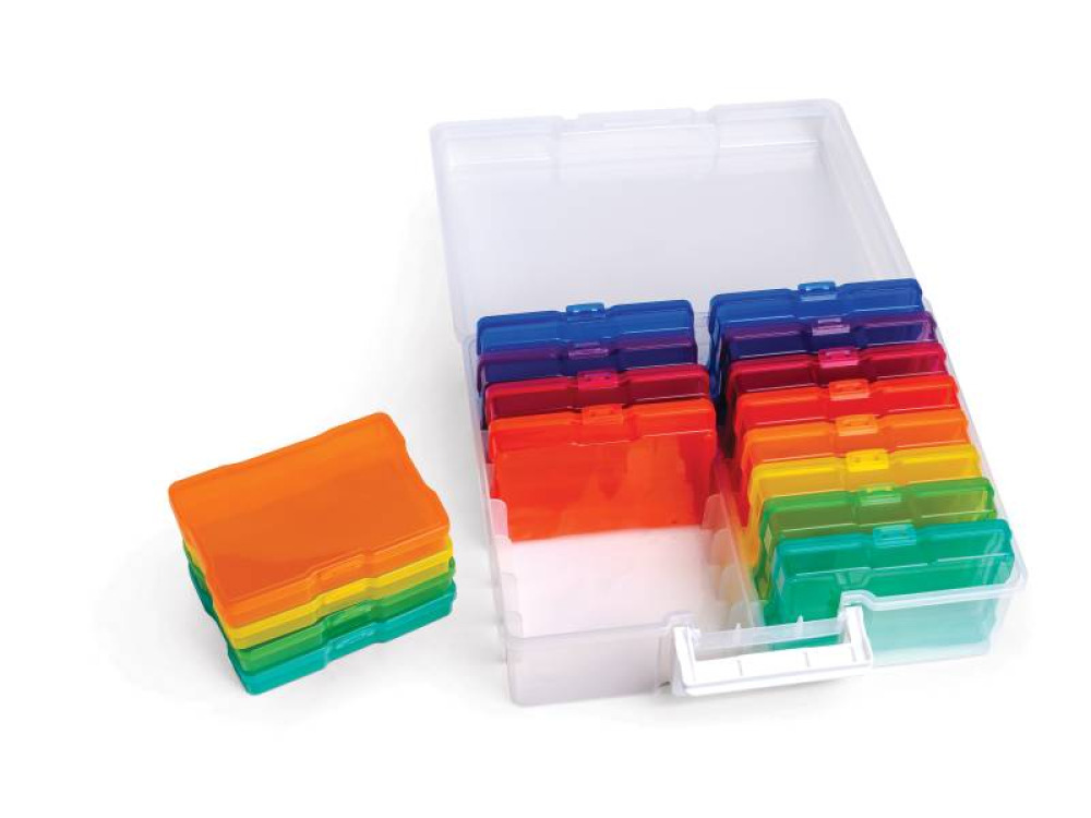Set of transparent boxes
