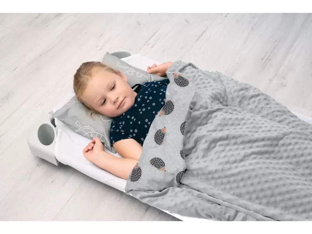 Weighted blanket - size S, grey, hedgehog-patterned