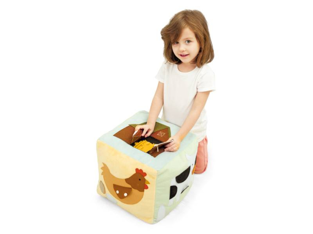 Soft manipulative cube