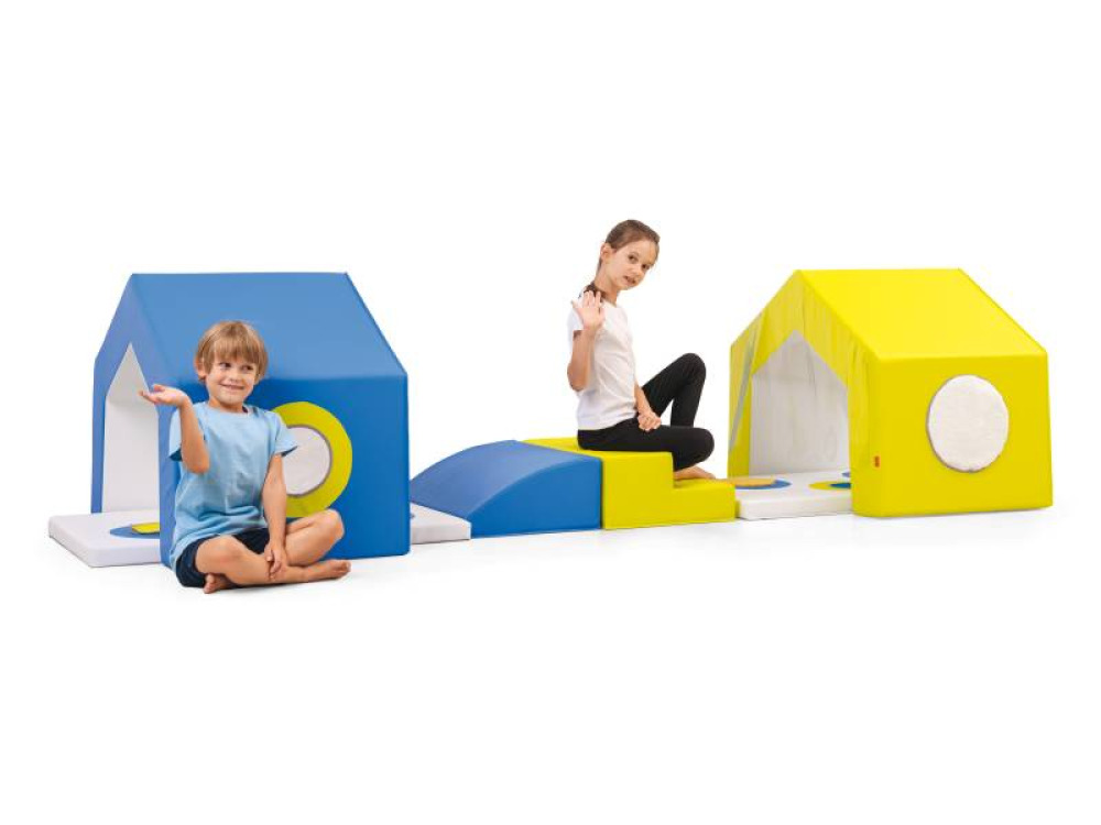 Foam tunnel with mirrors and curtain. Set