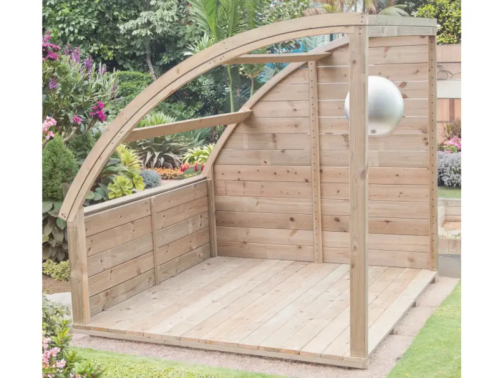 Sunny garden hideout