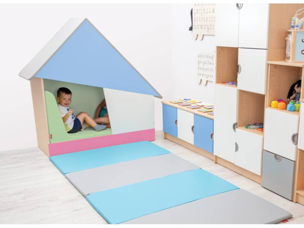 Hiding place. Coloured. Cubo collection