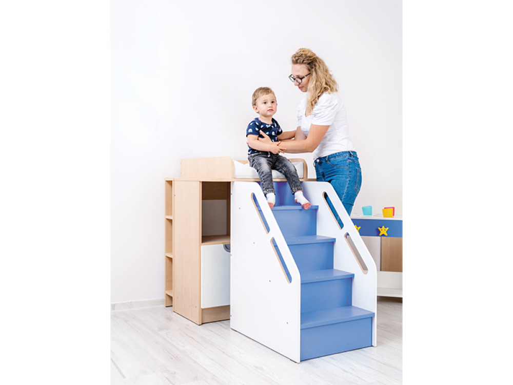 Steps for Cubo changing table. Azure blue. Cubo collection
