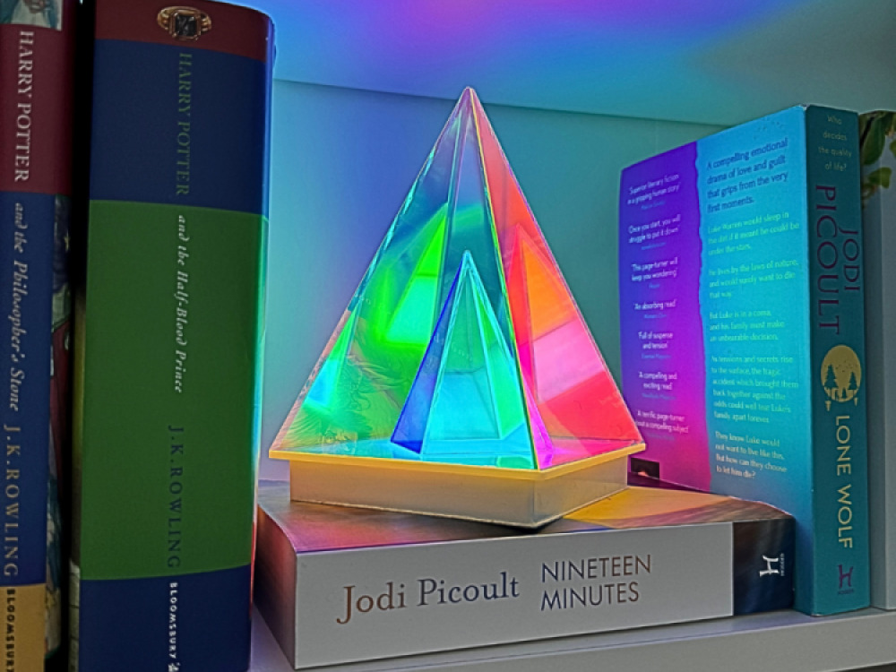 3D Prism Light – Pyramid