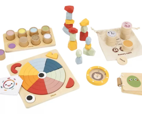 Sensobox. Sensory manipulative set