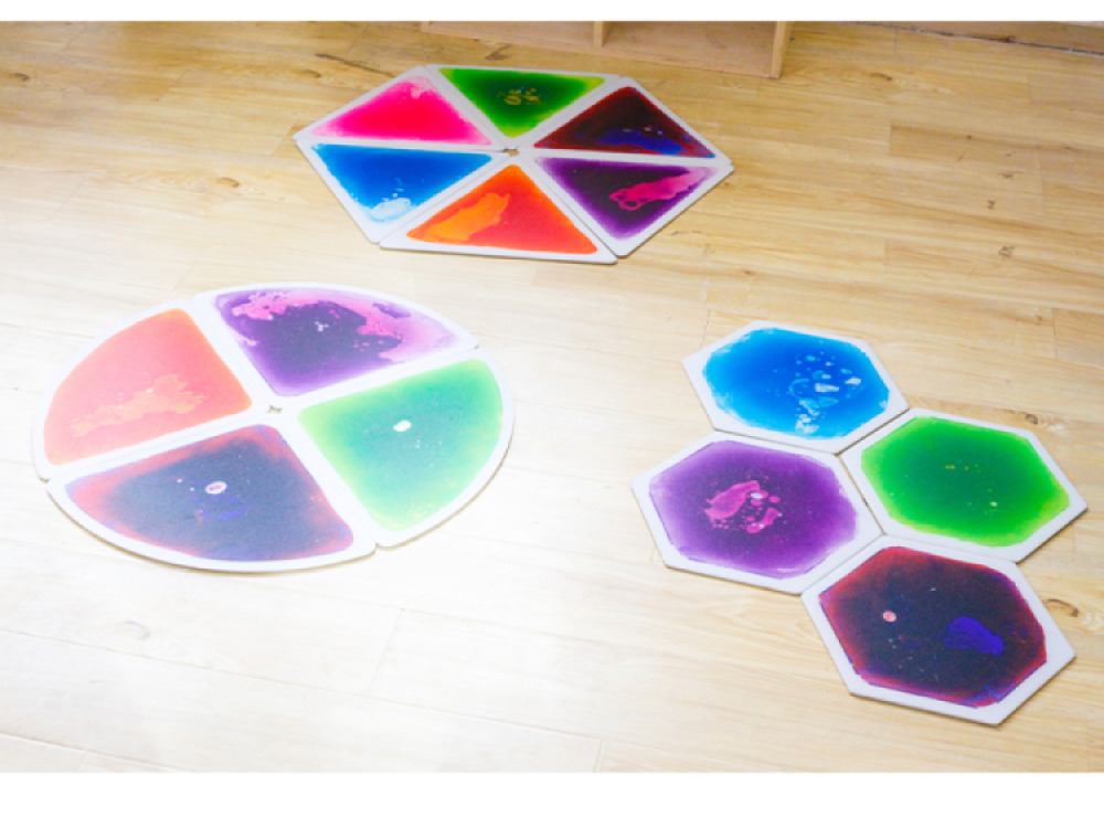 Hexagon Liquid Floor tile (Set of 4)