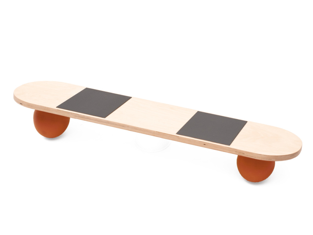 Skateboard on rubber balls