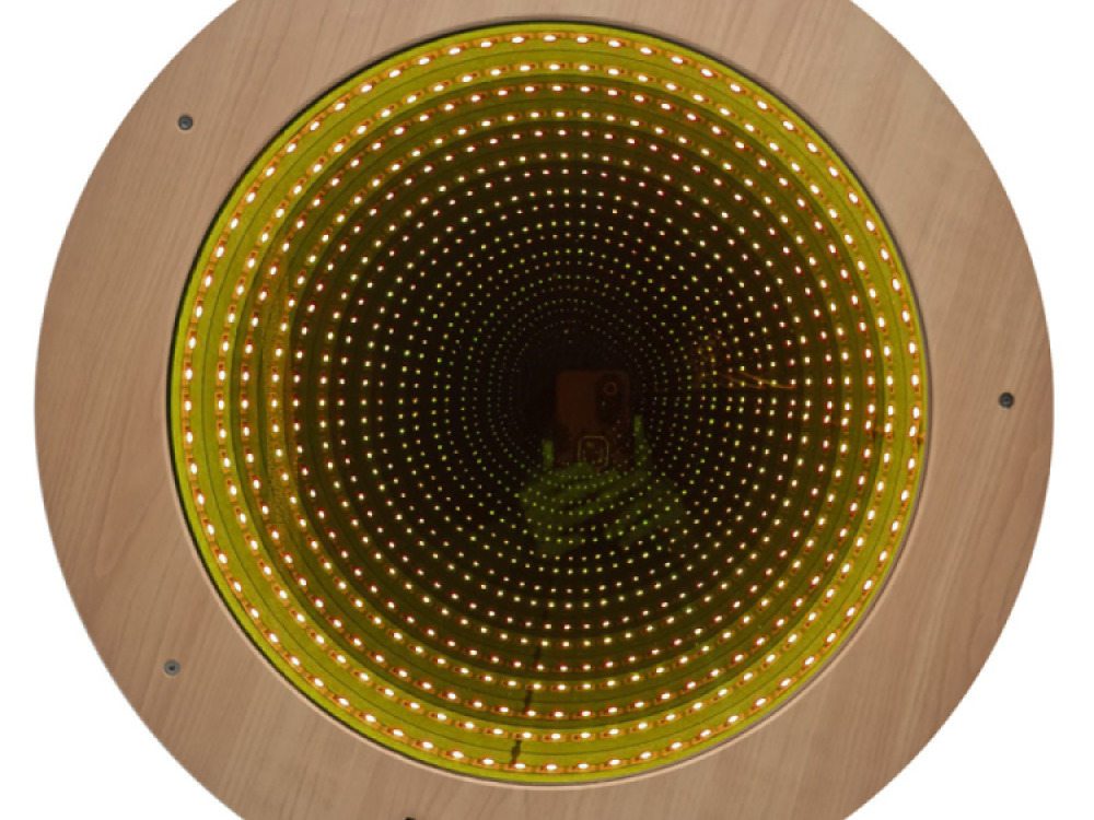 Infinity Mirror Tile with remote