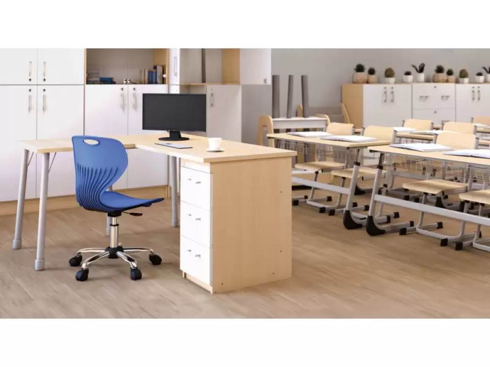 Swivel chair blue