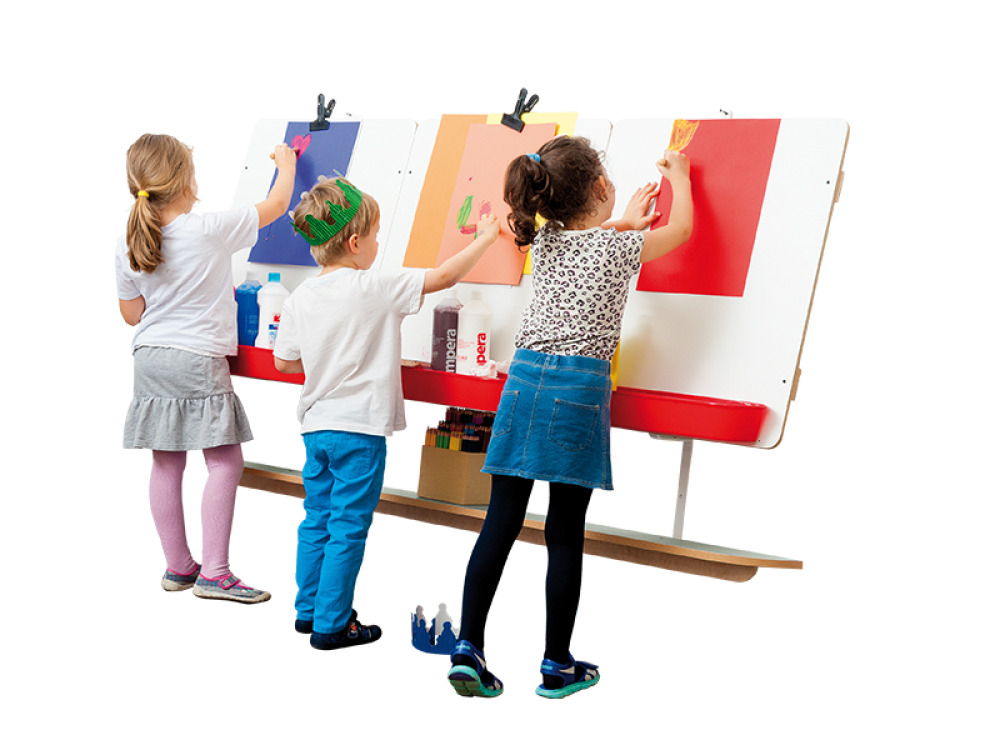 Wall easel