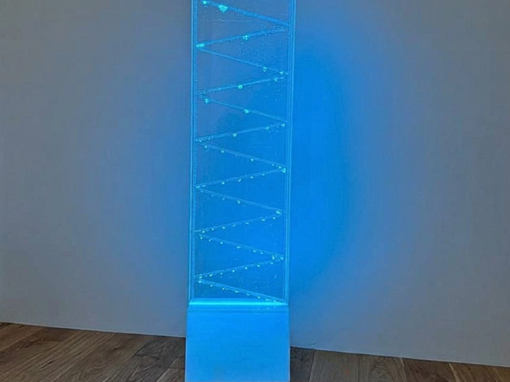 Flowing Gems Standing Water Wall