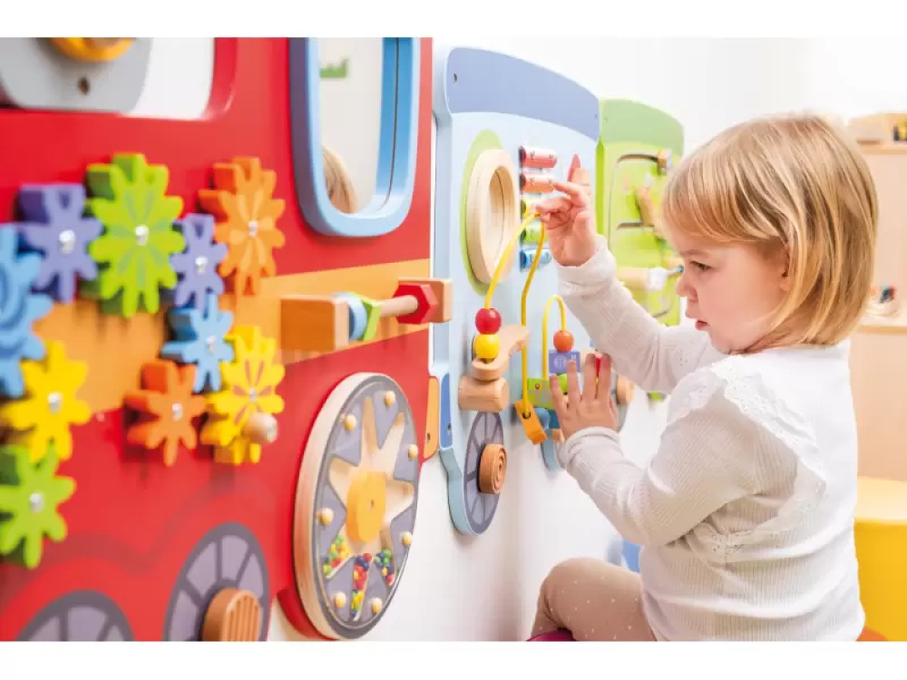 Train. Wall-mounted manipulative board maxi