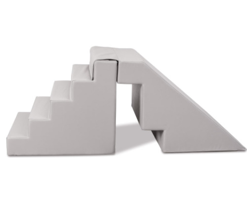 Steps with slide for dry pools