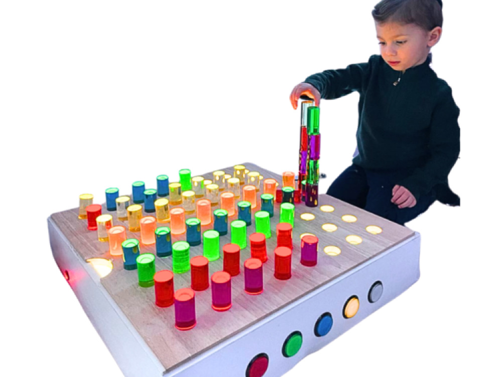 TABLE TOP PANEL WITH COLOURED RODS