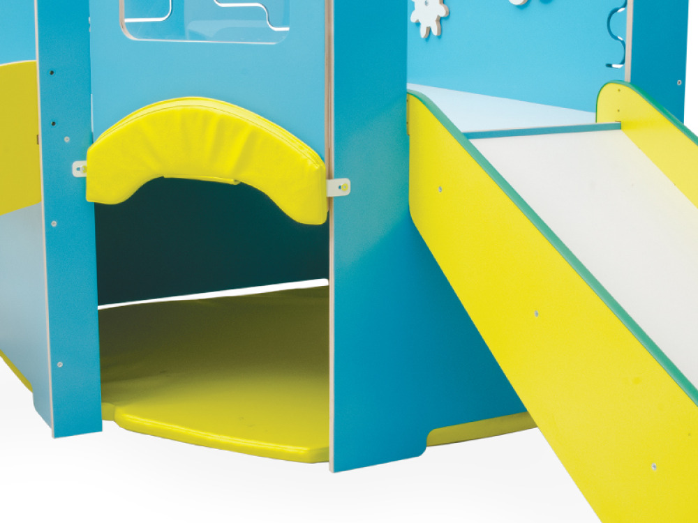 Mattress with cover for Metro playground