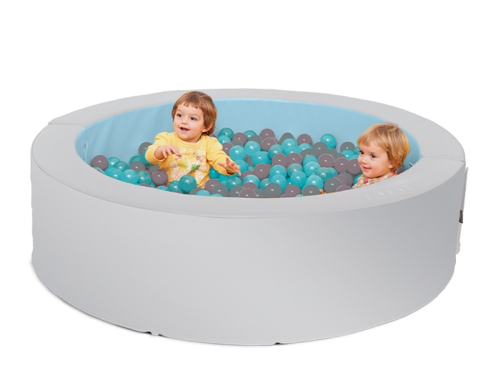 Circle with a diameter of 1.5 m. Foam ball pit