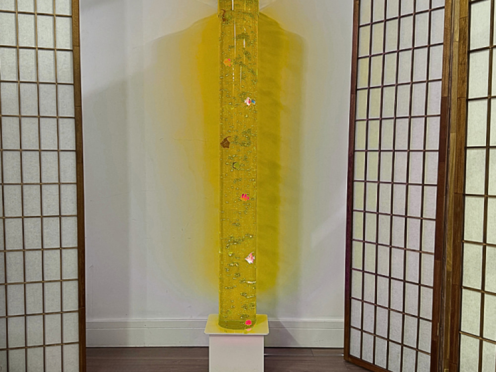 150cm Bubble Tube with White Base
