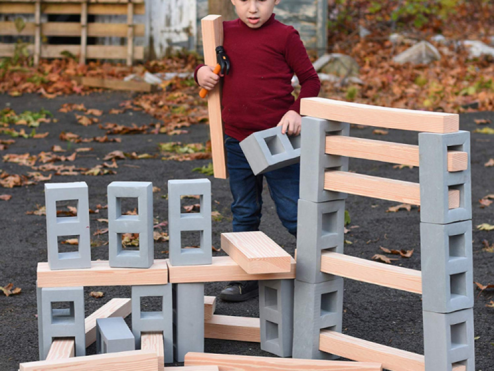 40 Piece Life Size Breeze Block