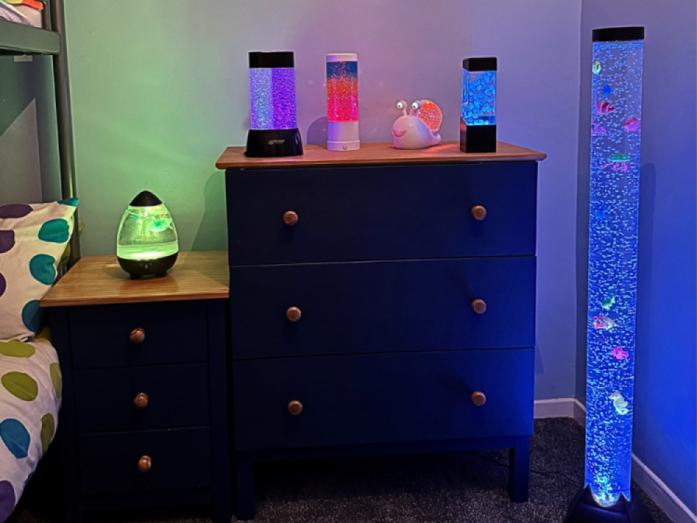 Bubble Tube 120cm with Remote (Round with Black Square Base)