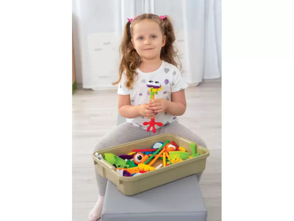 Cheerful friends. K'nex construction blocks