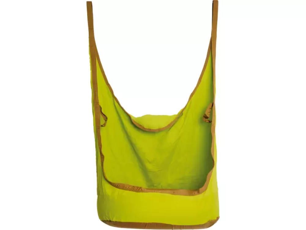 Green tent. Terapeutic swing