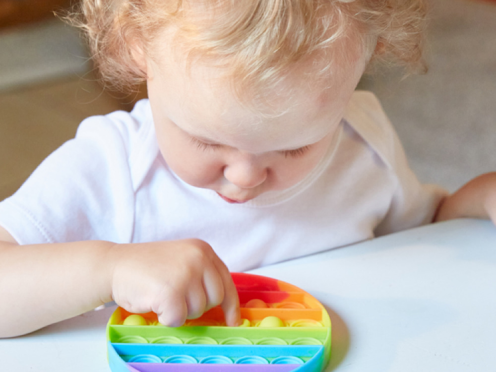 Pop Fidget Pad – Round, multicoloured