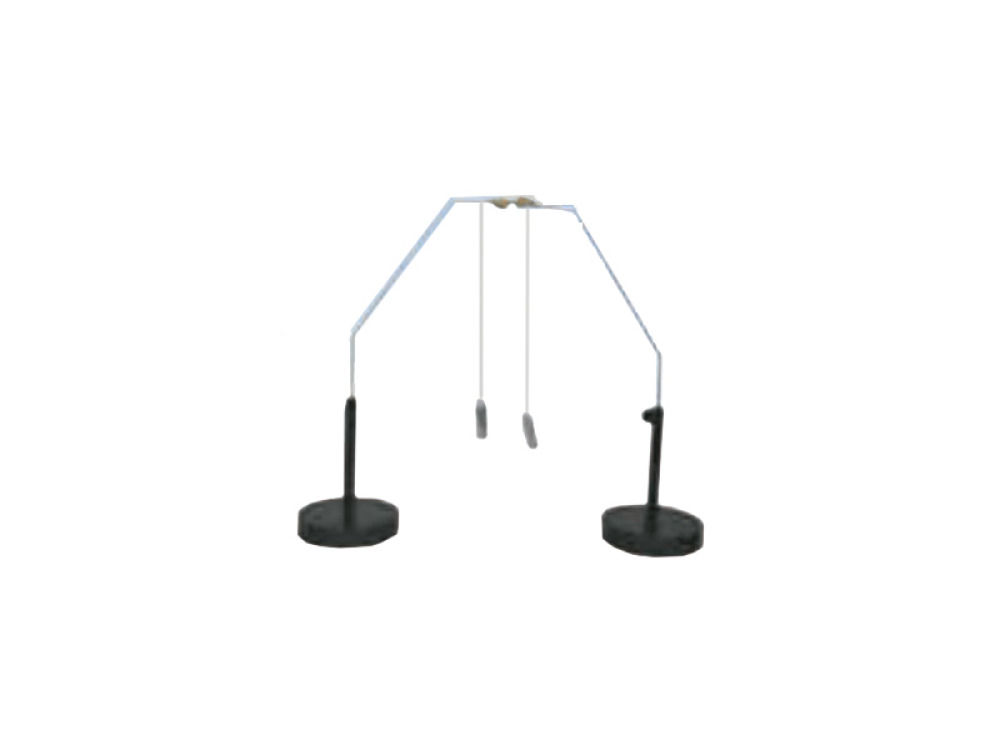 Electrostatic pendulum