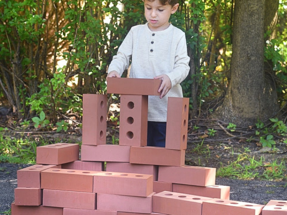 25 Piece Giant Life Size Bricks