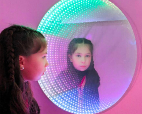 60cm Infinity Mirror with Giant Remote Buttons
