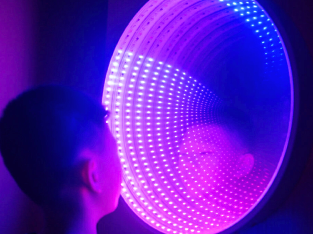 60cm Infinity Mirror with Giant Remote Buttons