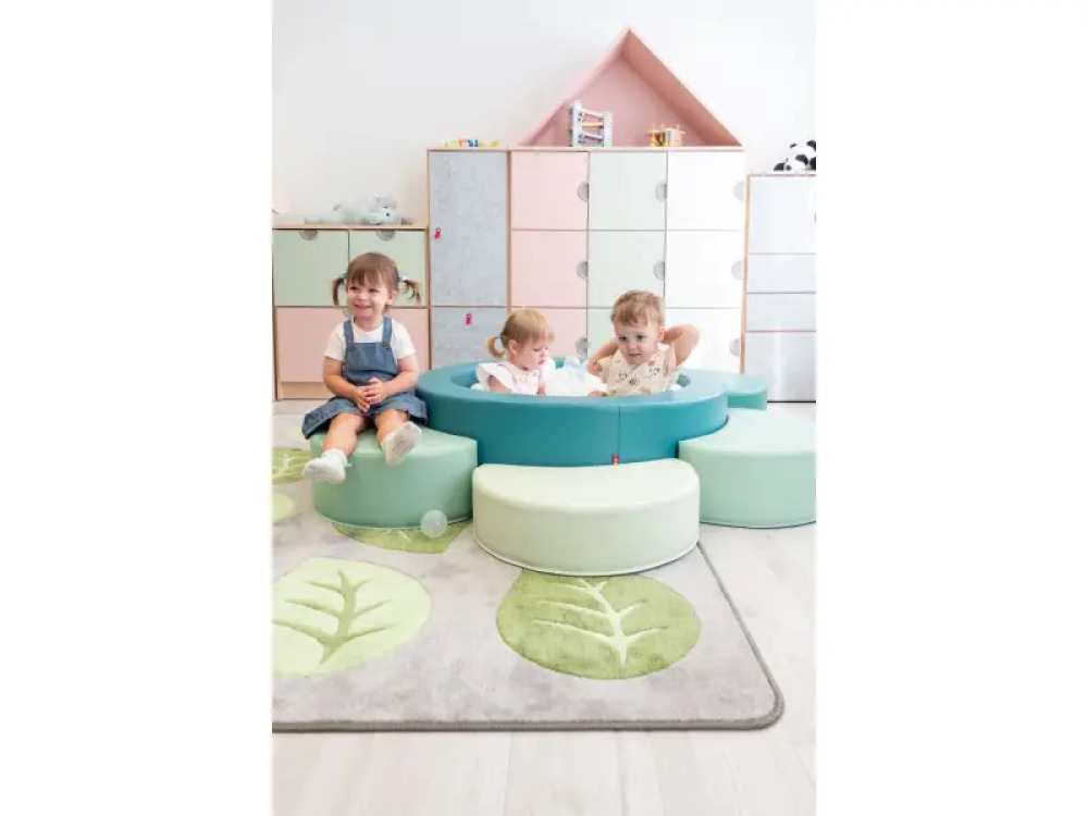 Little flower. Soft play pool with balls