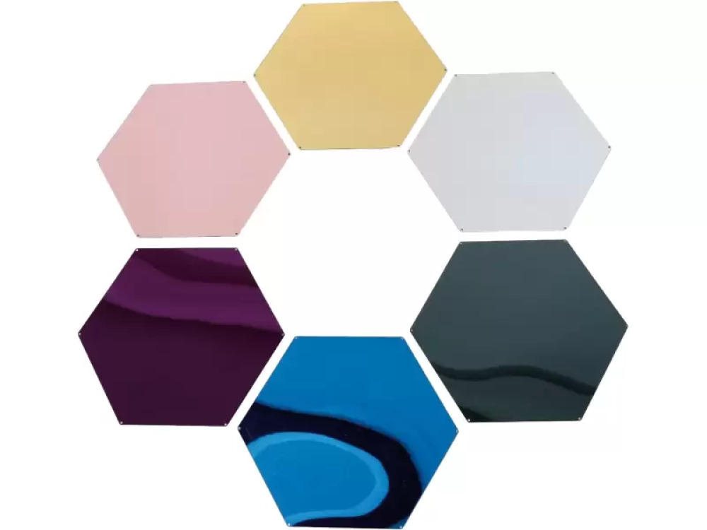 Colored mirror panels