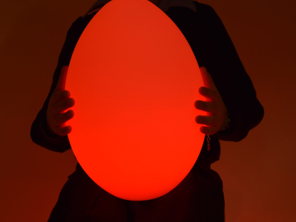 Colour changing mood Large Egg