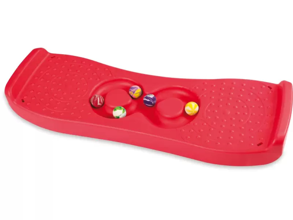 Balancing platform with track