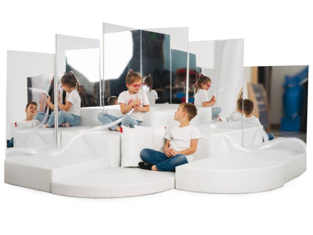Set. White world experience room