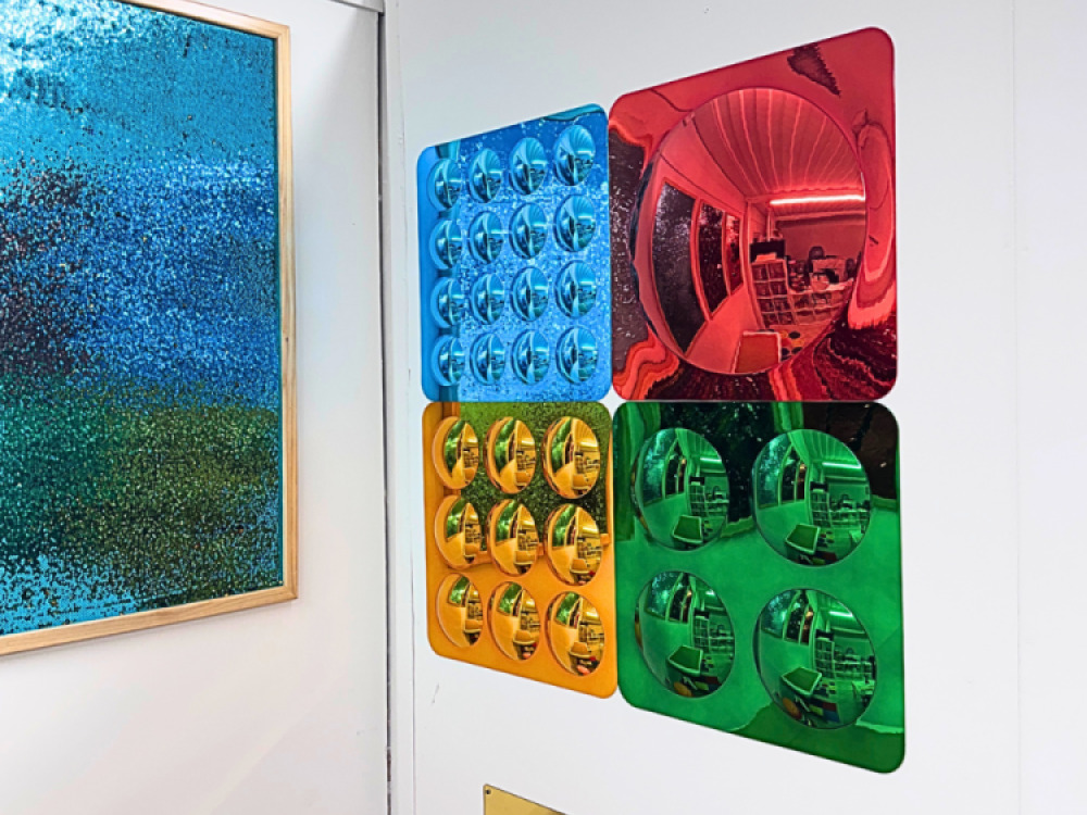 Coloured Assorted Convex Mirrors – 4 PCS