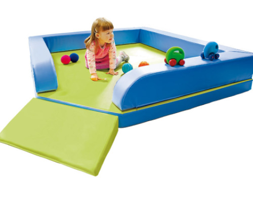 Square. Foam play corner