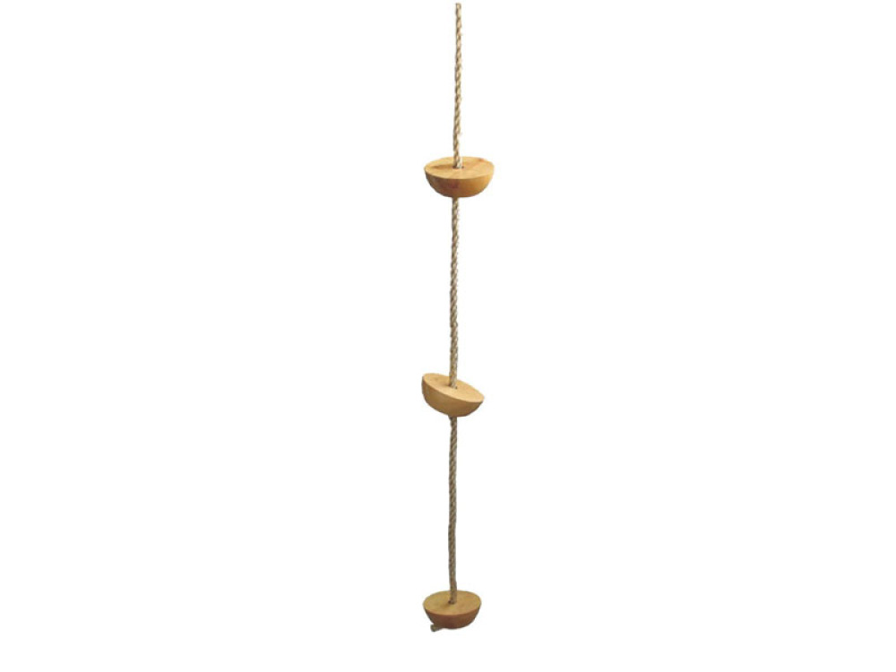 Climbing rope with wooden steps