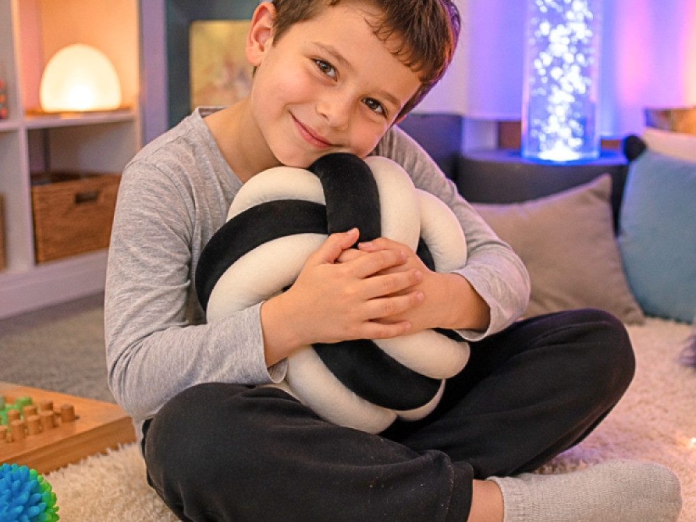 Black and White Cuddle Ball
